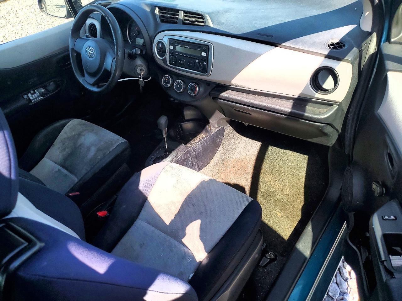 2012 TOYOTA YARIS