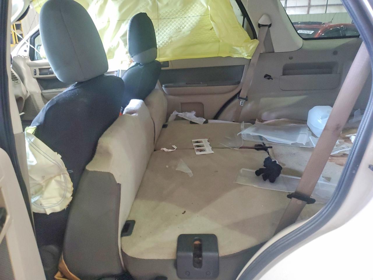 2009 FORD ESCAPE