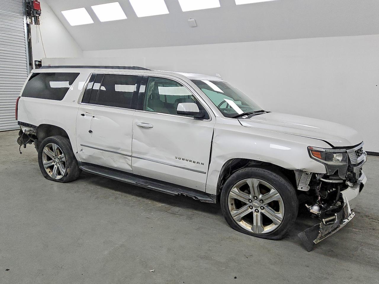 2018 CHEVROLET Suburban