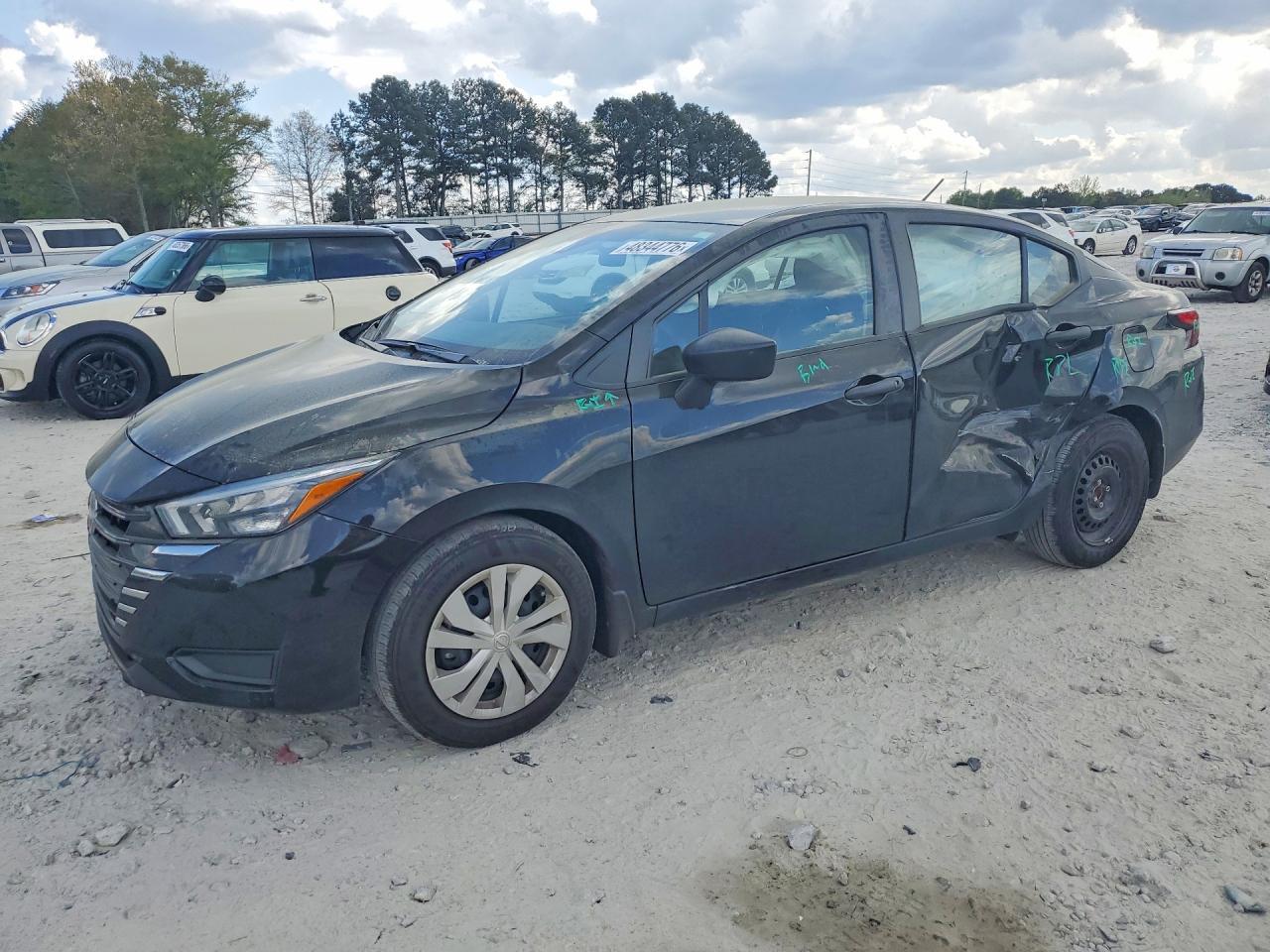 2025 NISSAN VERSA