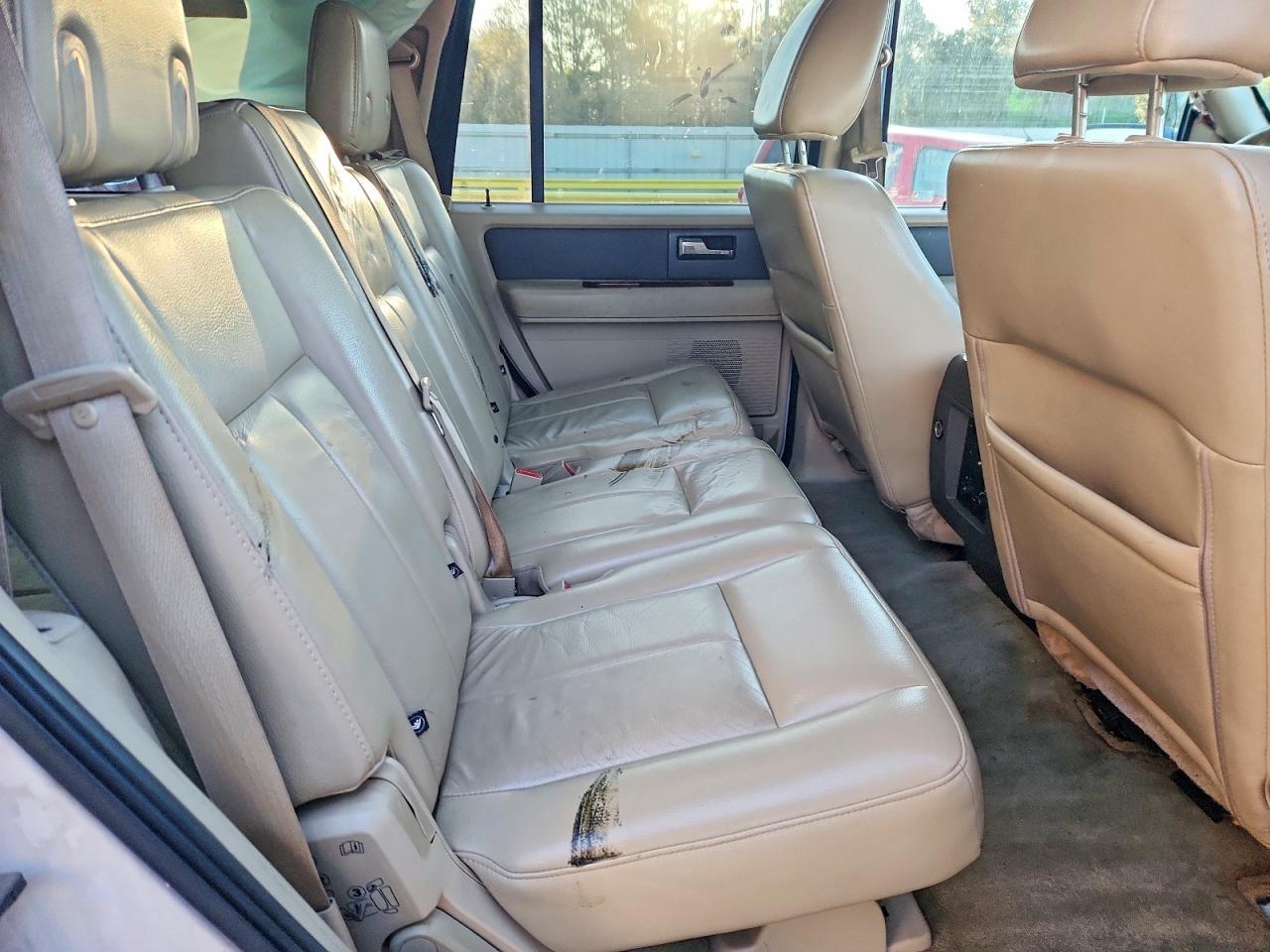 2010 FORD Expedition