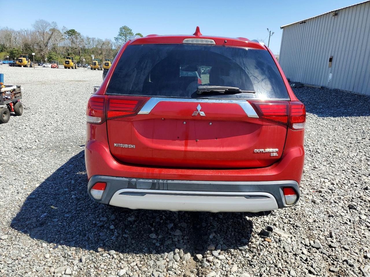 2019 MITSUBISHI outlander