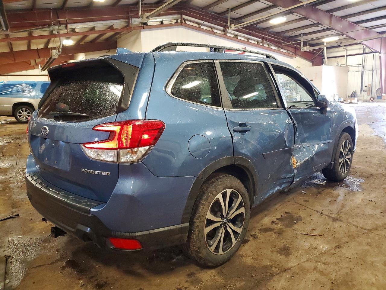 2021 SUBARU FORESTER