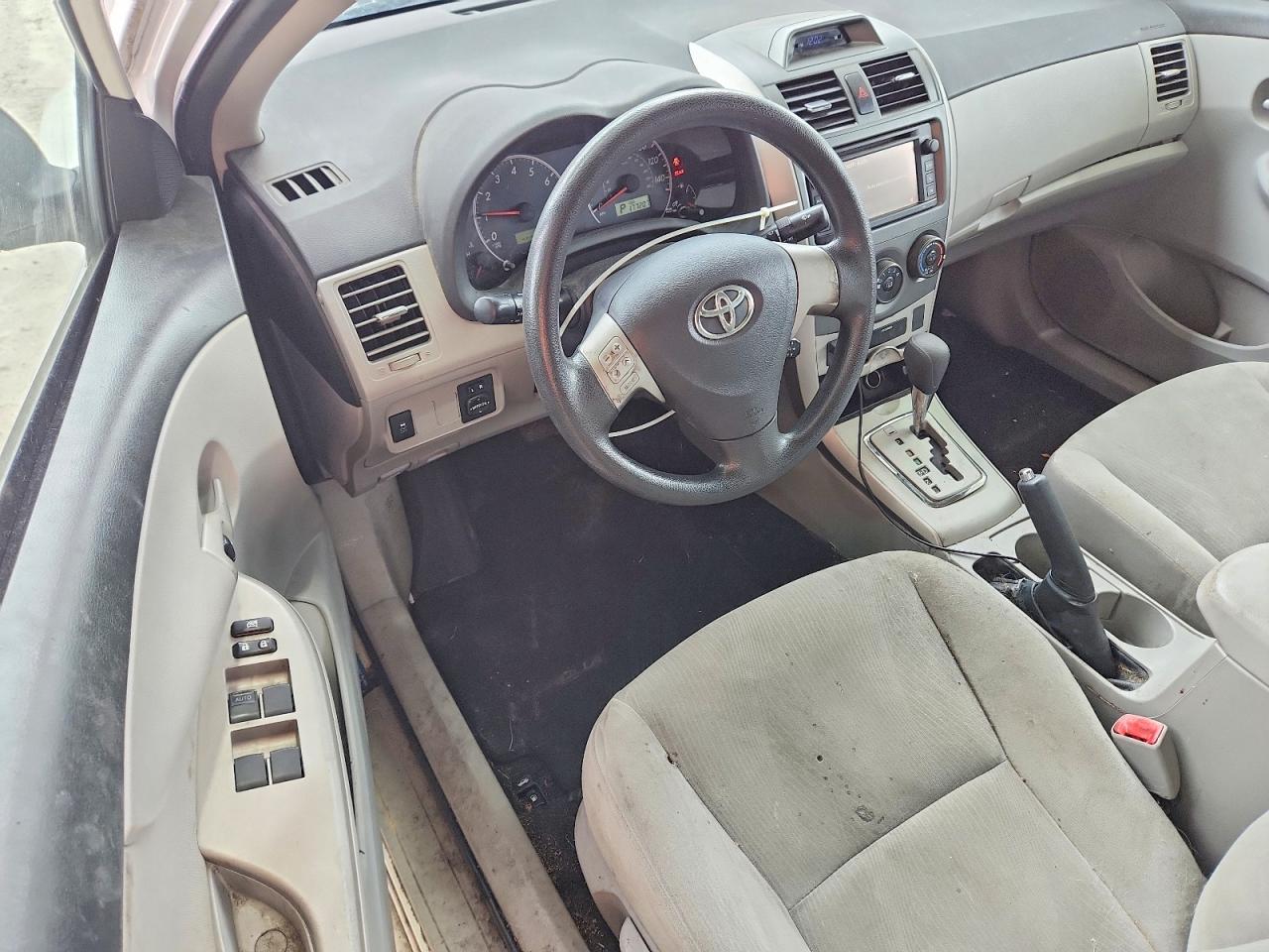 2013 TOYOTA COROLLA