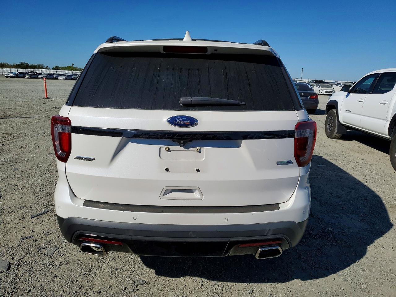 2017 FORD Explorer Sport Trac