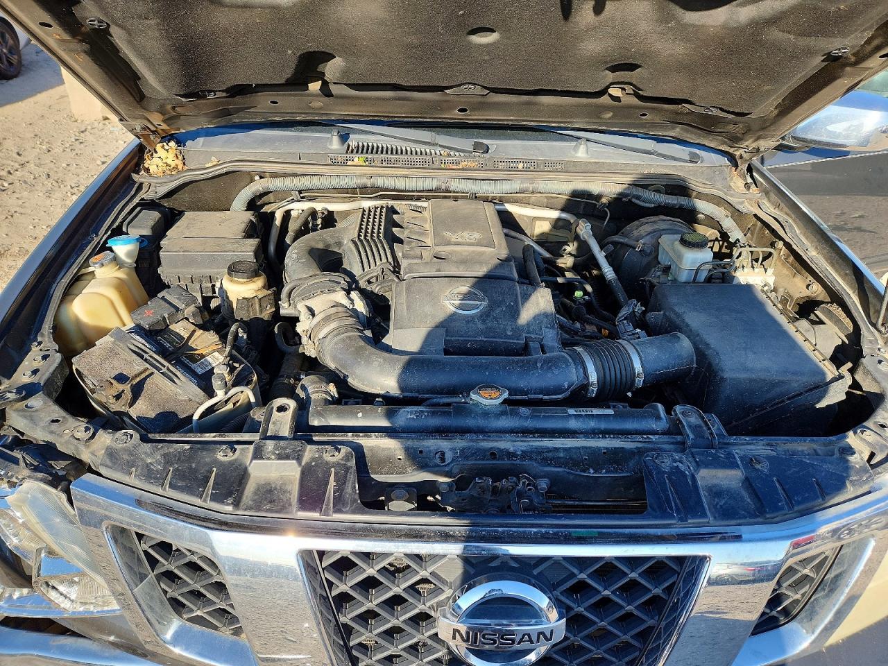 2011 NISSAN Frontier