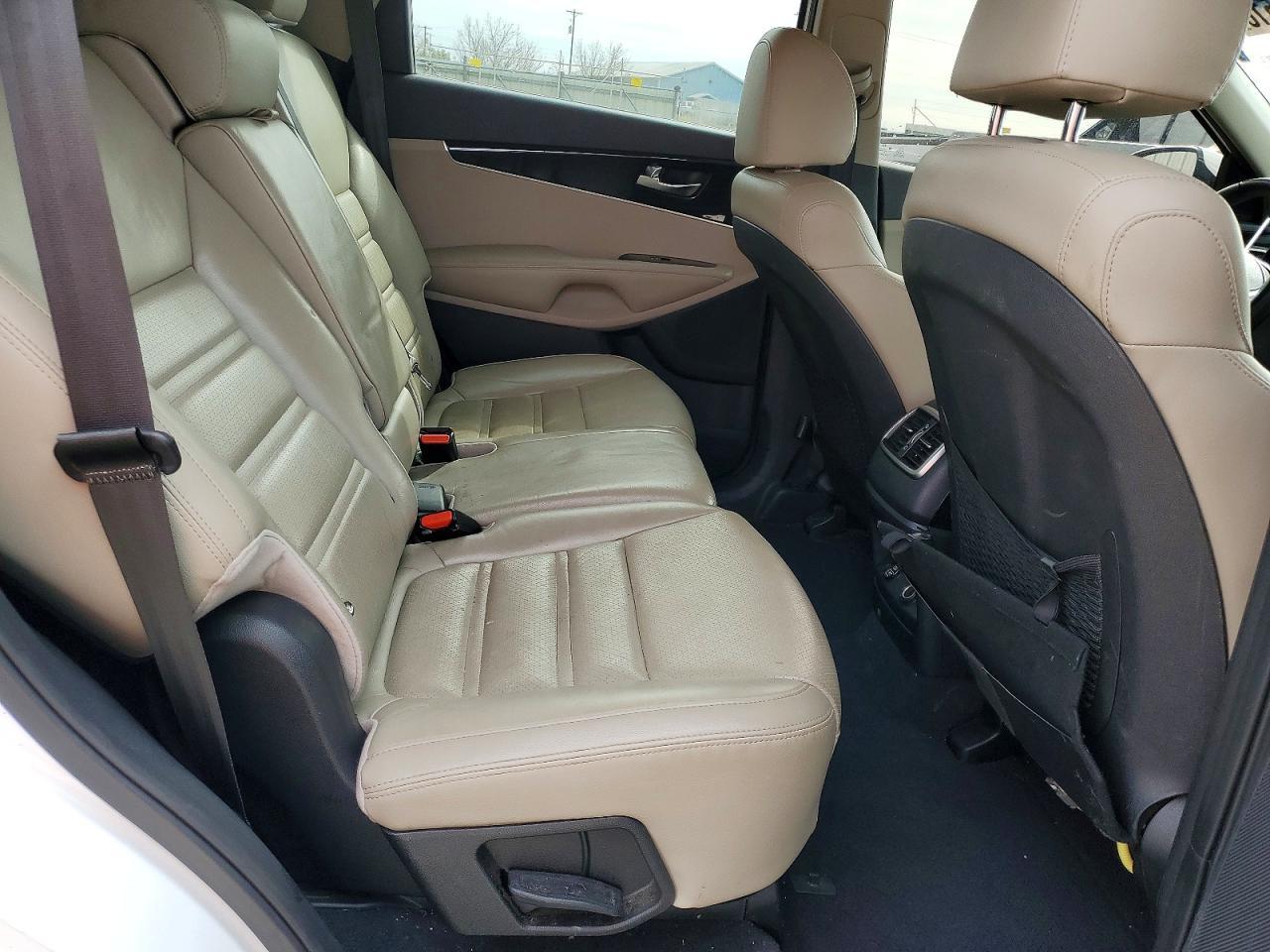 2019 KIA SORENTO