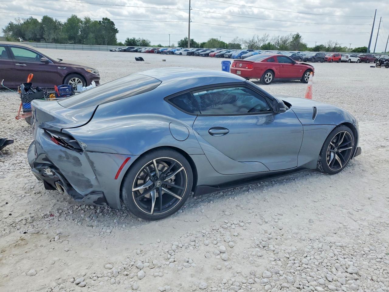 2022 TOYOTA Supra