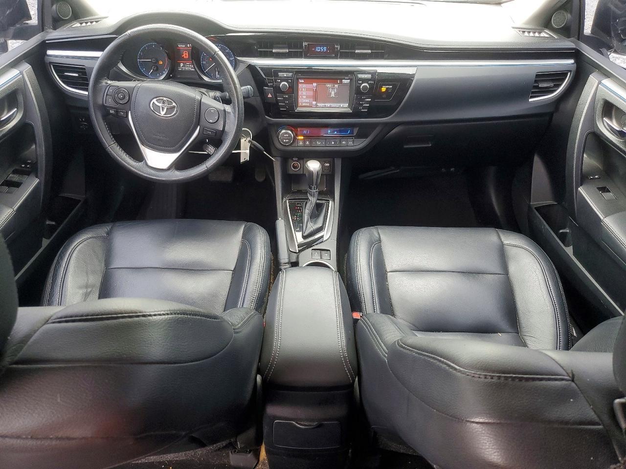 2015 TOYOTA COROLLA