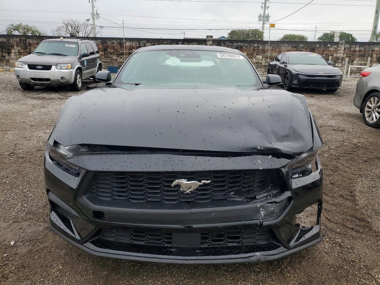 2025 FORD MUSTANG