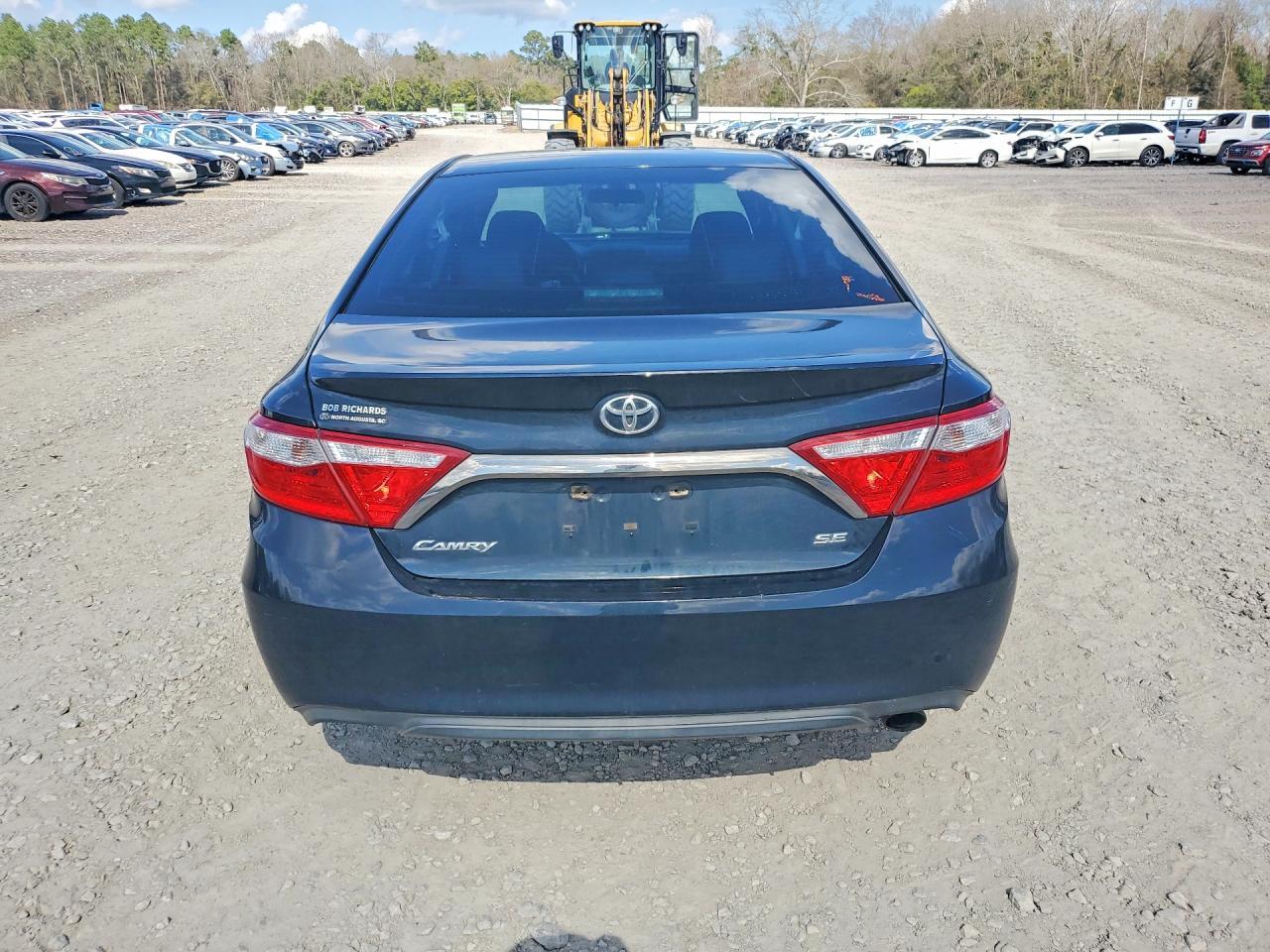 2015 TOYOTA CAMRY