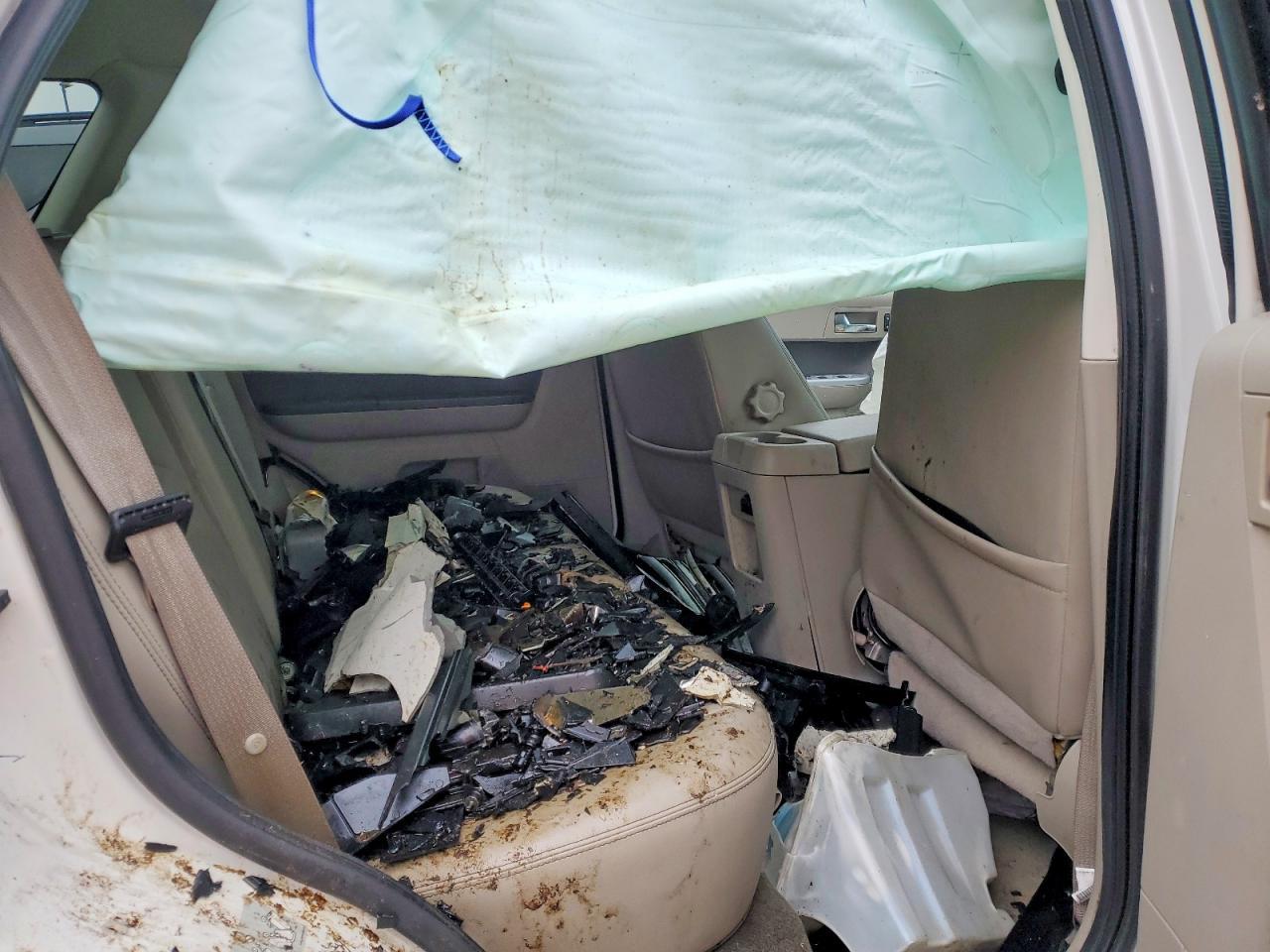 2011 MERCURY Mariner