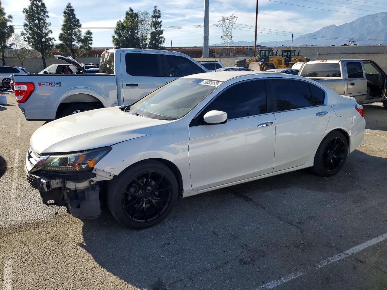 2015 HONDA ACCORD