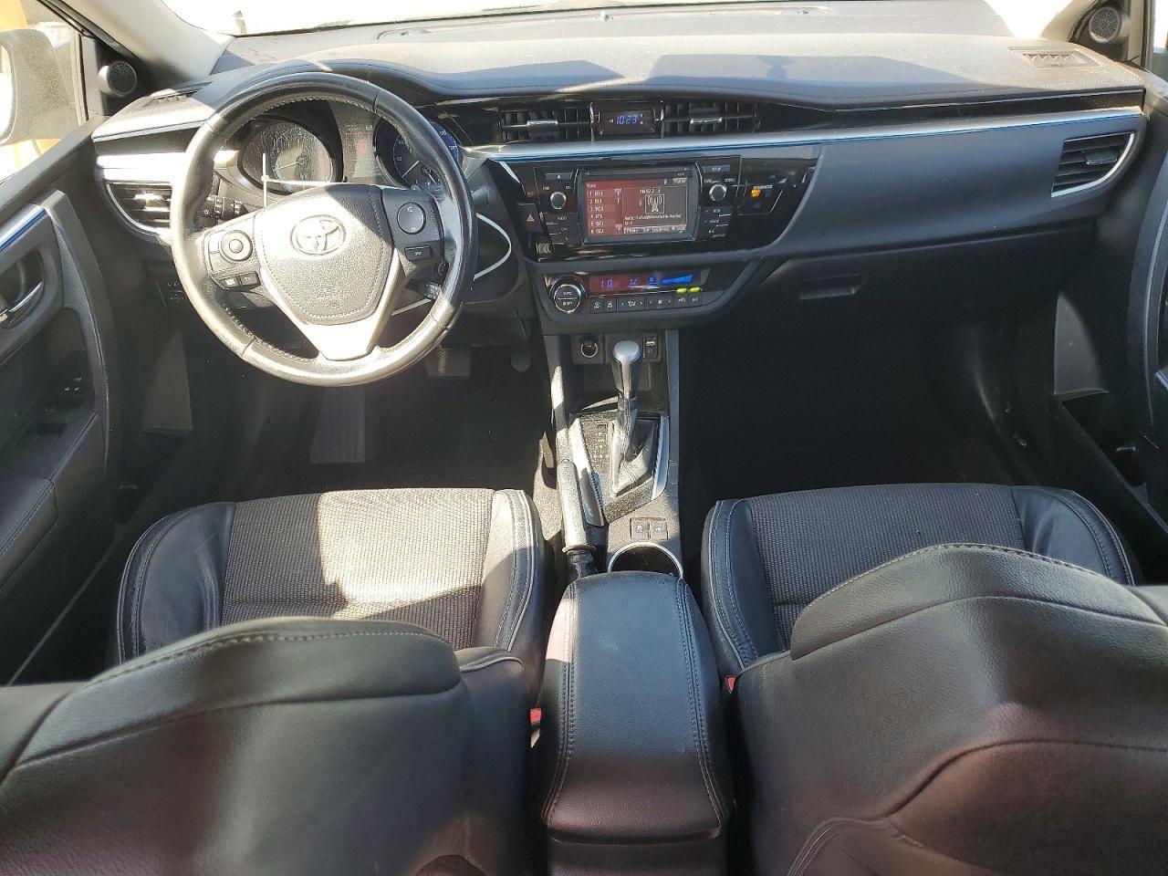 2016 TOYOTA COROLLA