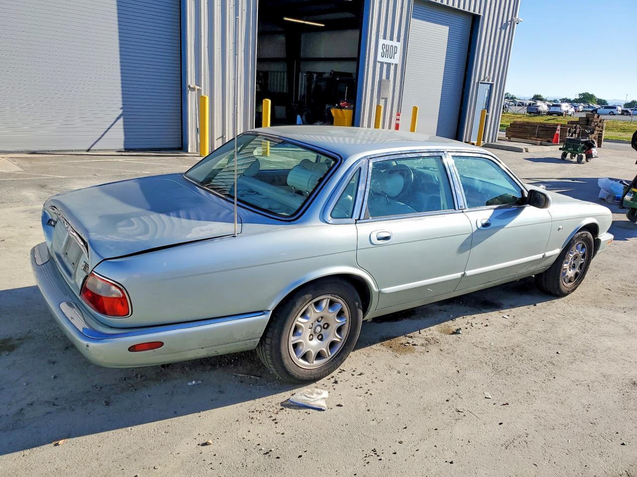 2000 JAGUAR Xj-Series