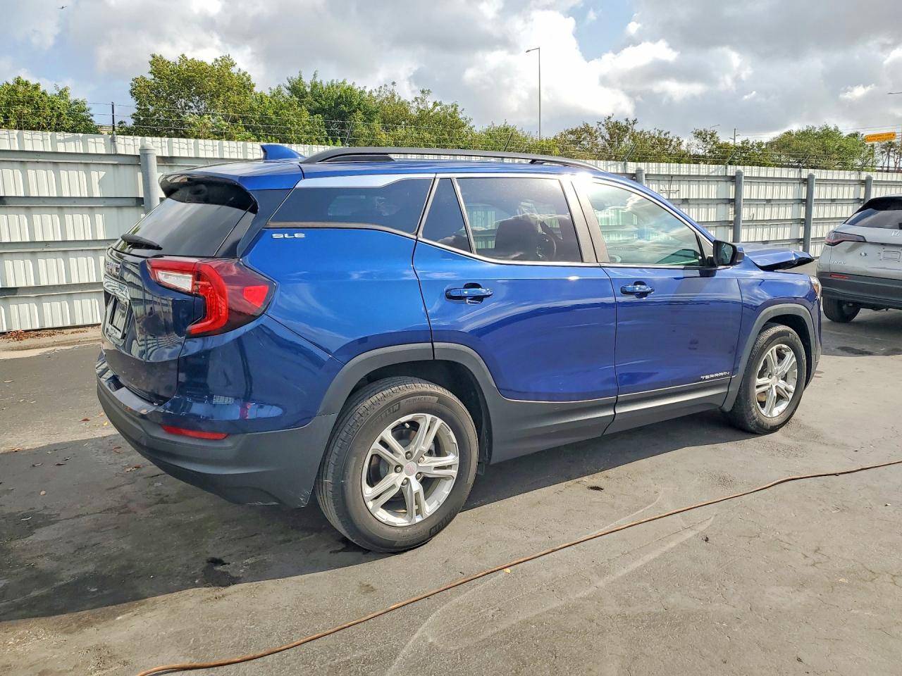 2023 GMC Terrain