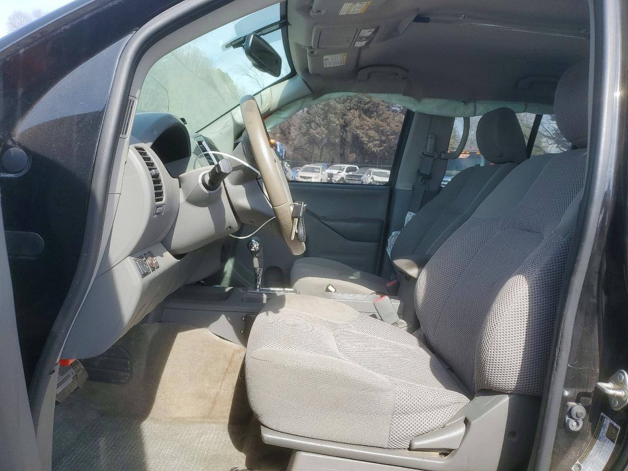 2017 NISSAN Frontier
