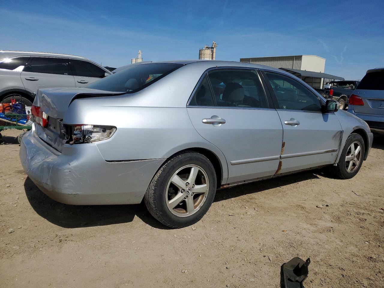 2004 HONDA ACCORD