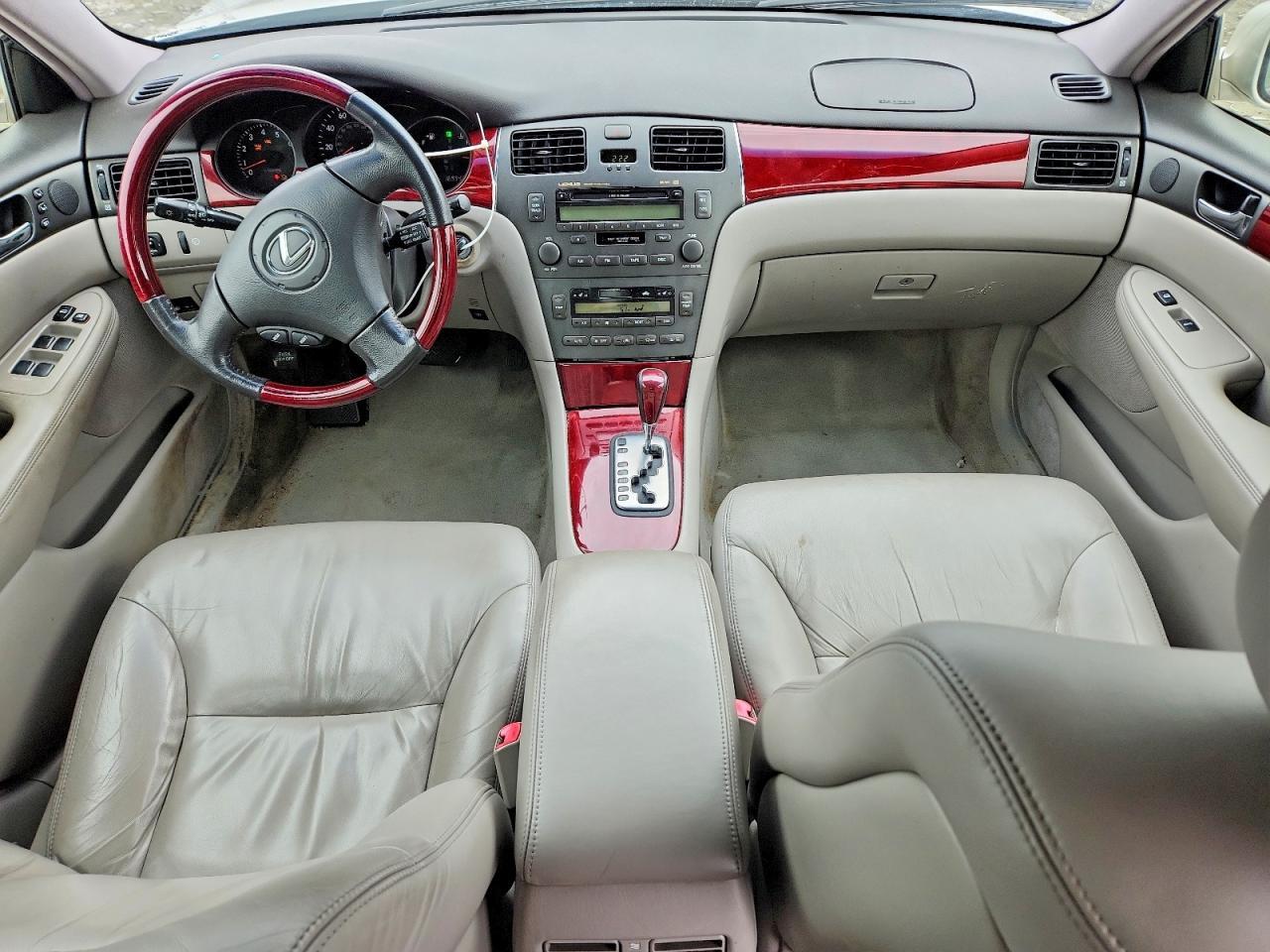 2004 LEXUS ES 330