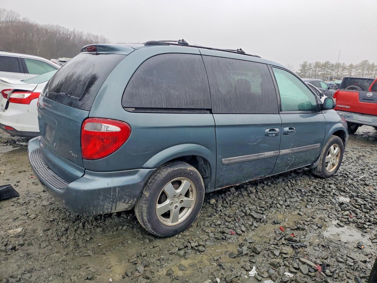 2005 DODGE CARAVAN