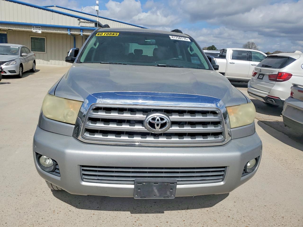 2008 TOYOTA Sequoia