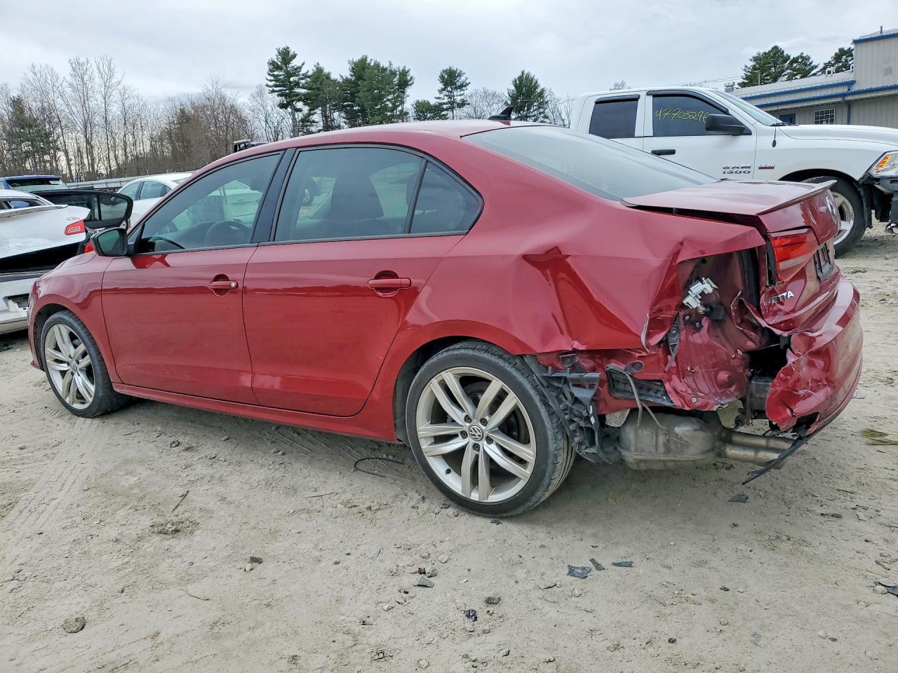 2016 VOLKSWAGEN JETTA