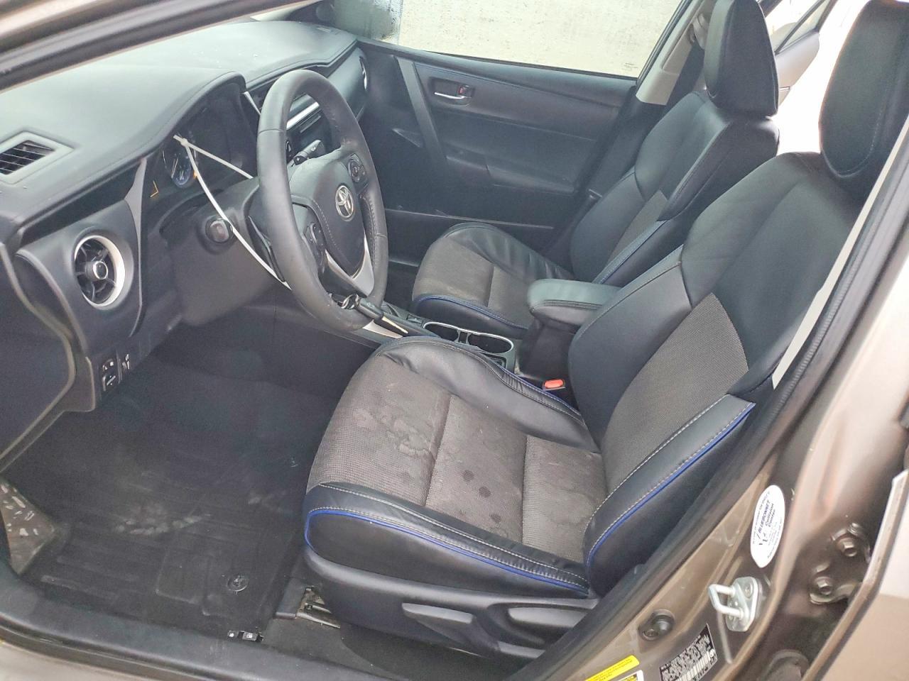 2017 TOYOTA COROLLA