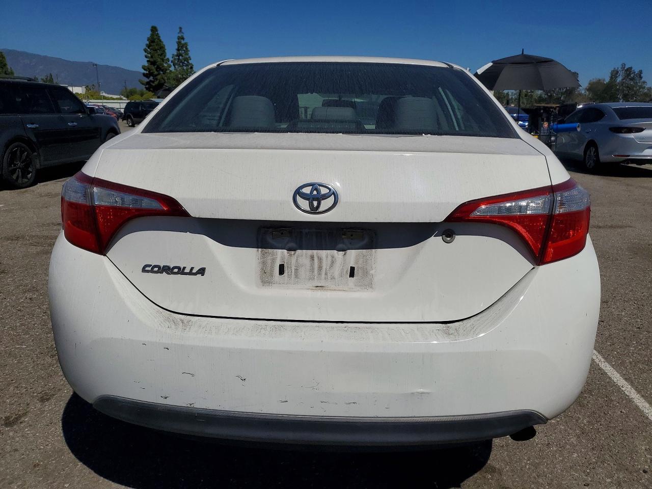 2015 TOYOTA COROLLA