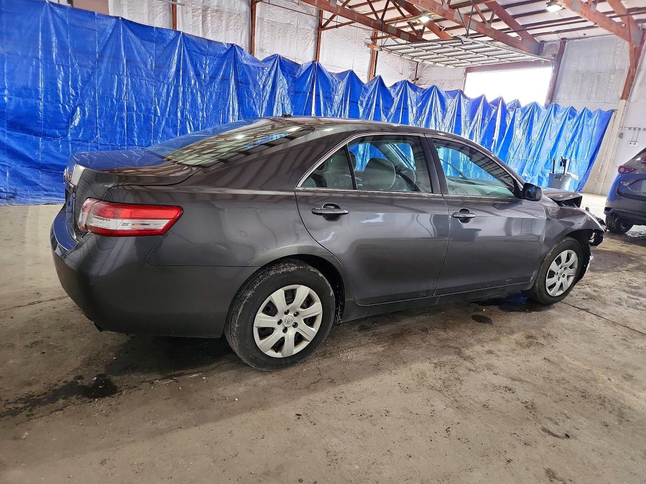 2010 TOYOTA CAMRY