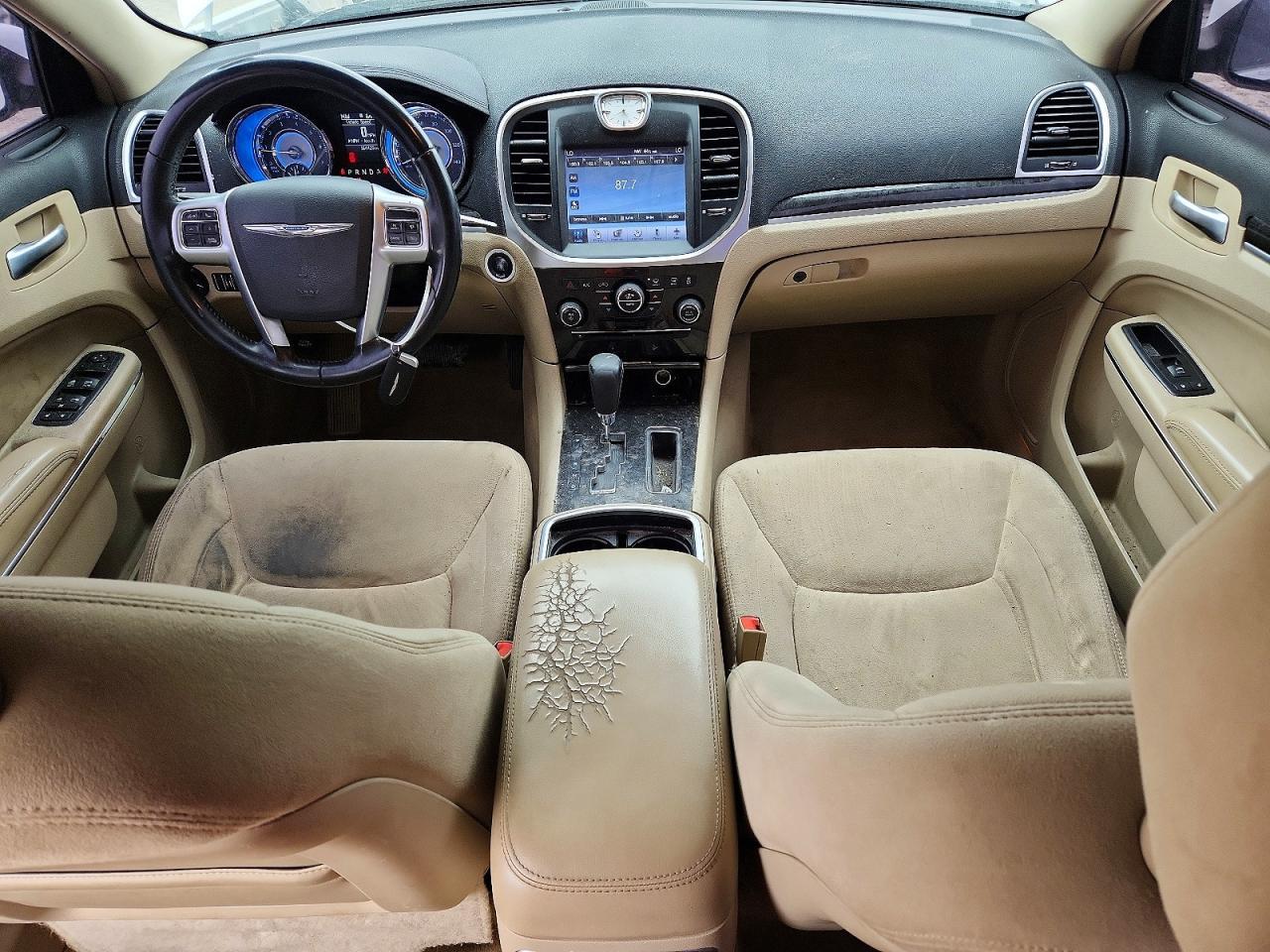 2011 CHRYSLER 300
