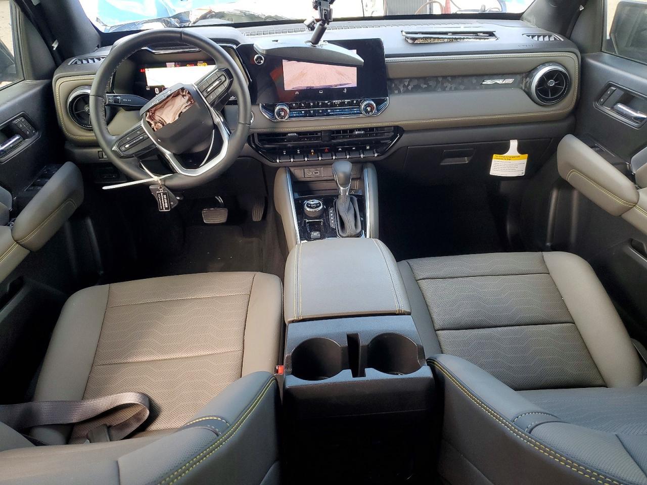 2025 CHEVROLET COLORADO