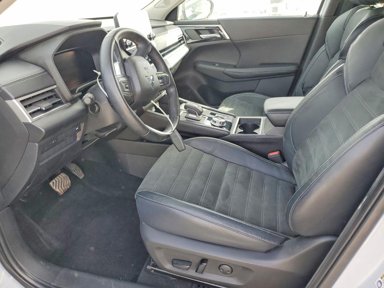 2022 MITSUBISHI outlander