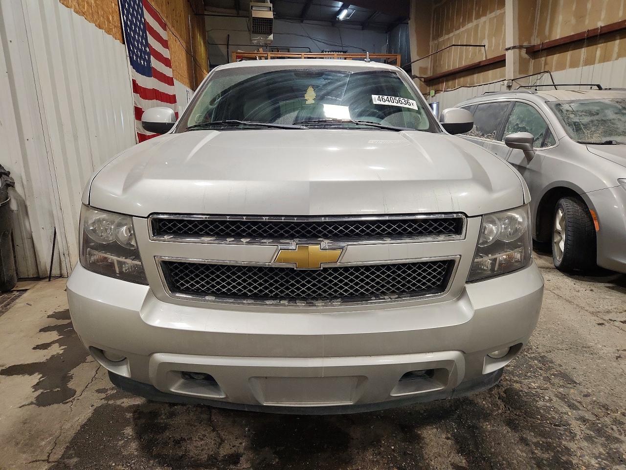 2011 CHEVROLET Suburban
