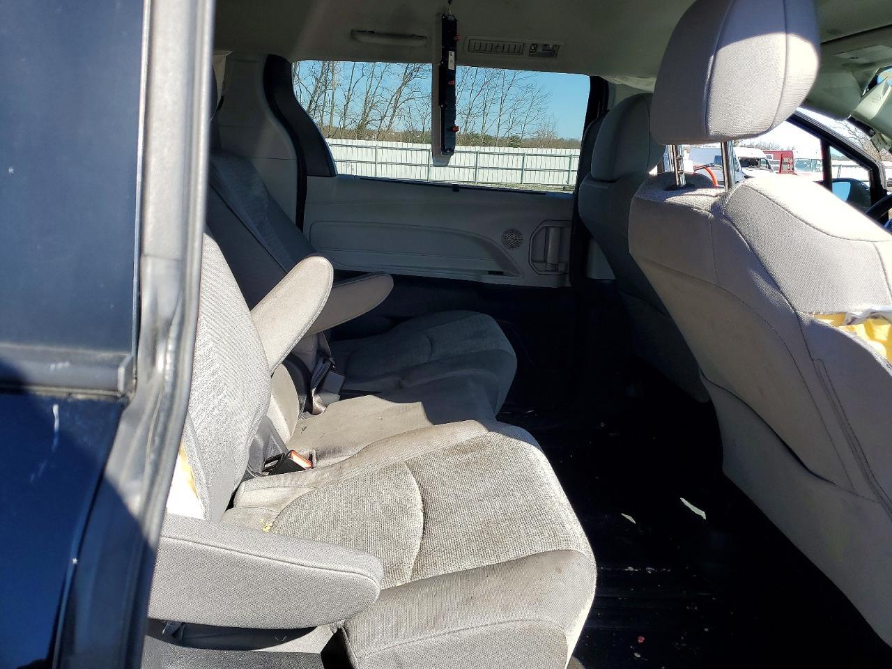 2022 TOYOTA SIENNA
