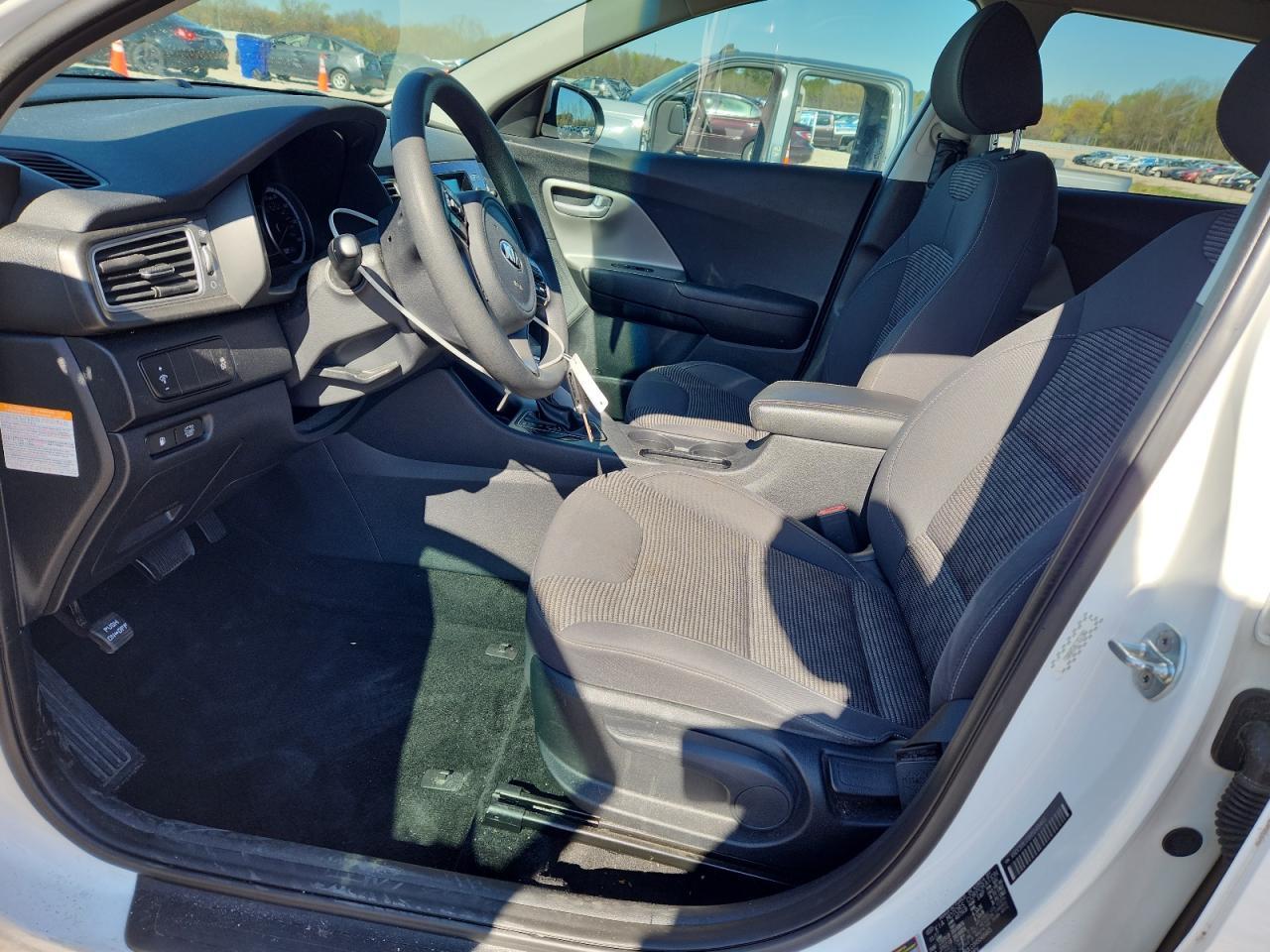 2017 KIA Niro