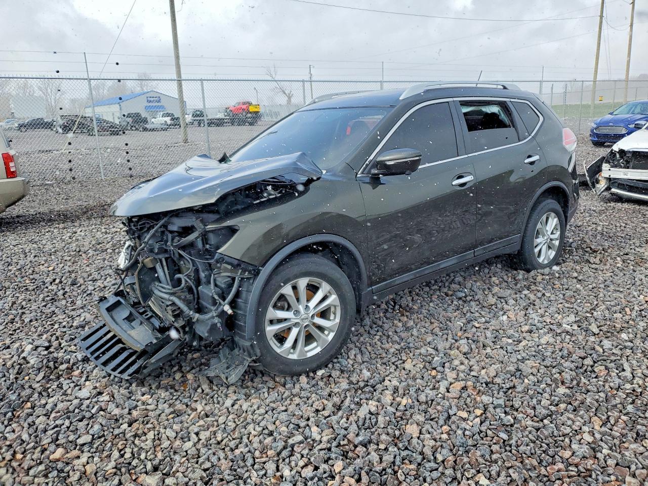 2015 NISSAN ROGUE