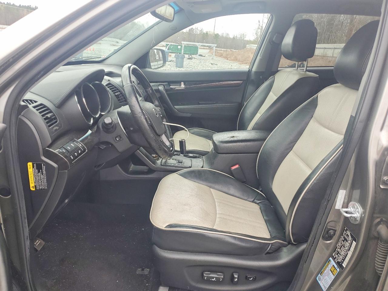 2013 KIA SORENTO