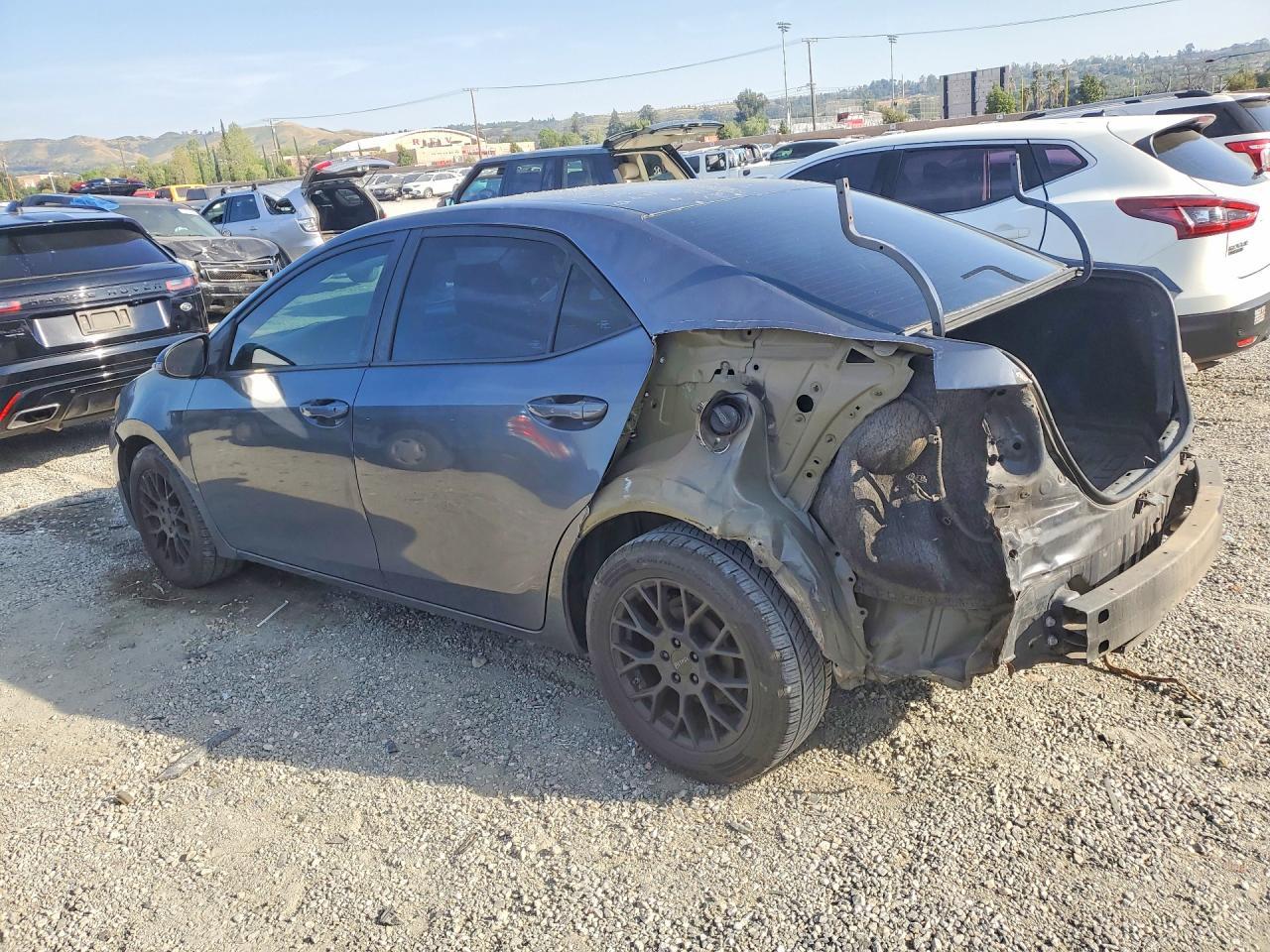 2015 TOYOTA COROLLA