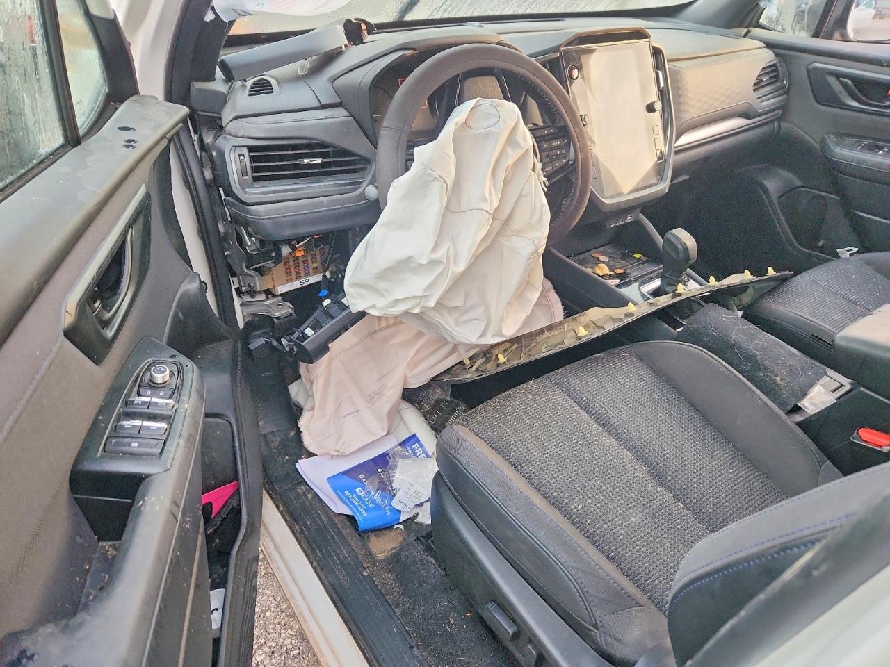 2025 SUBARU FORESTER