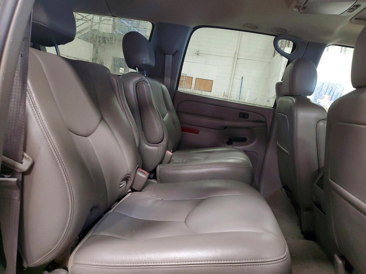 2006 CHEVROLET Suburban