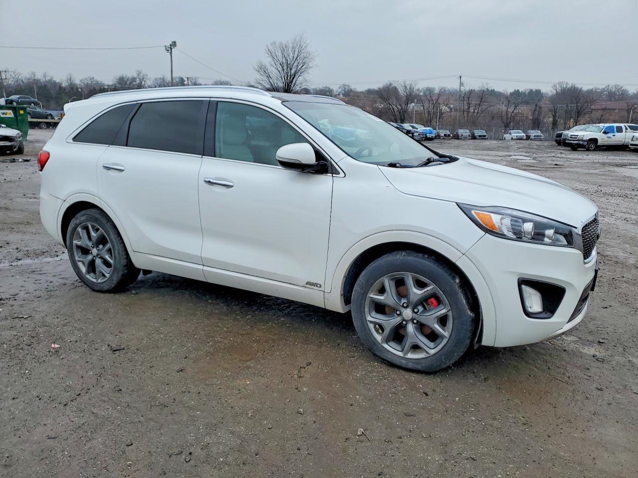 2016 KIA SORENTO