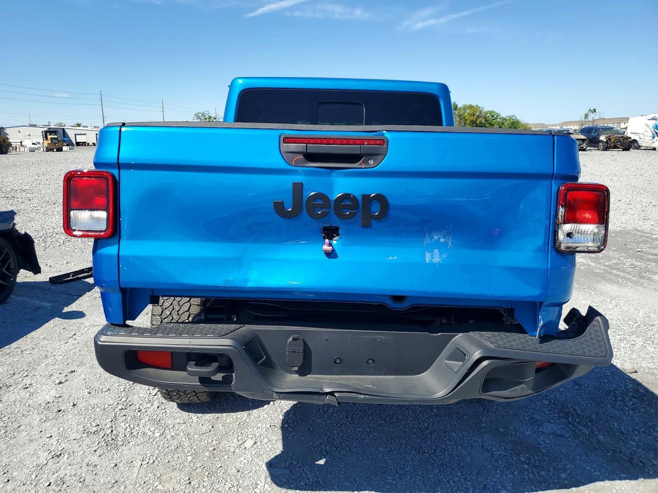 2025 JEEP Gladiator