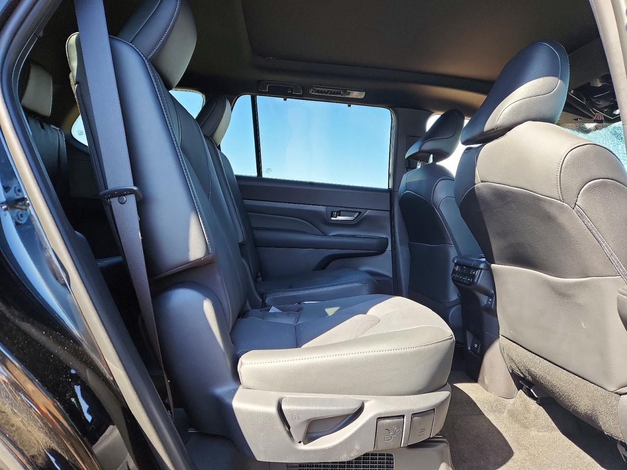 2026 TOYOTA HIGHLANDER