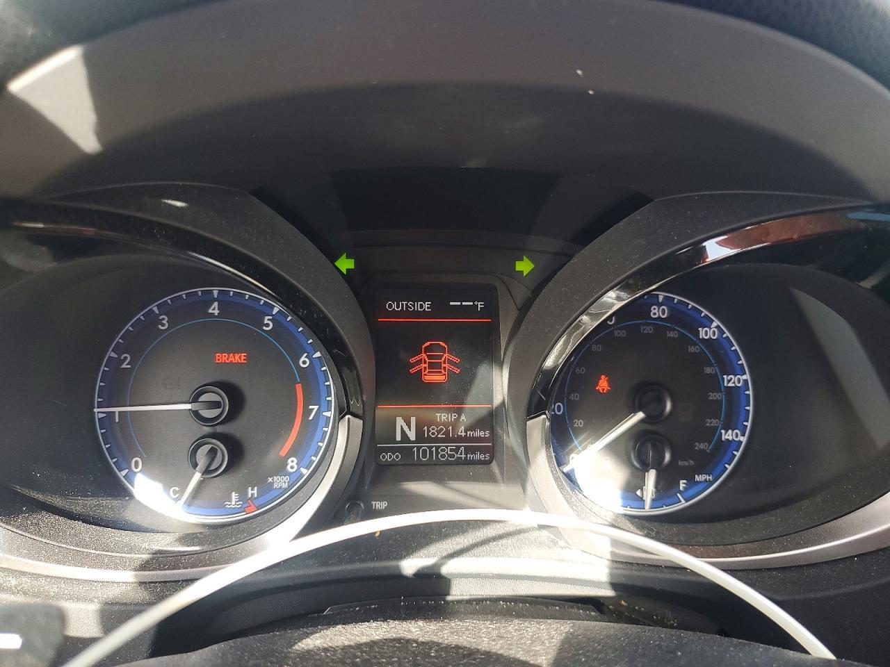 2016 TOYOTA COROLLA