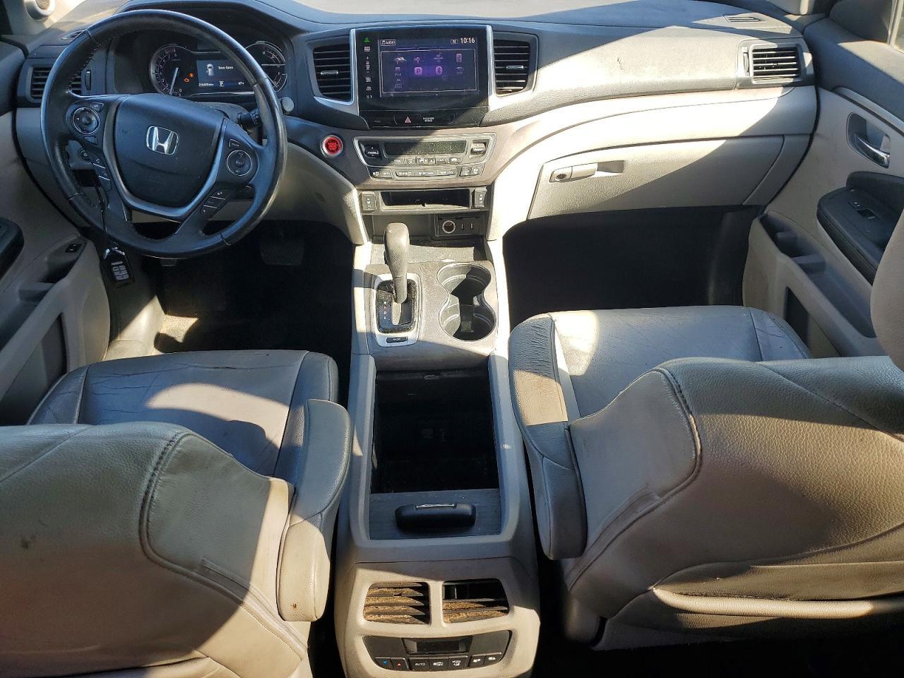 2016 HONDA PILOT