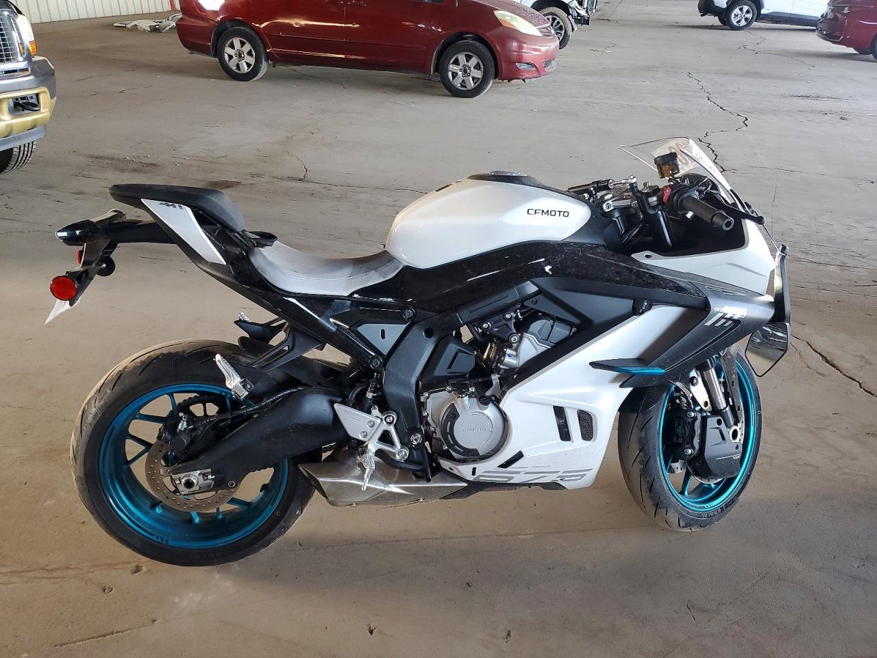 2026 CF MOTO 675SS