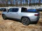 2025 RIVIAN R1t