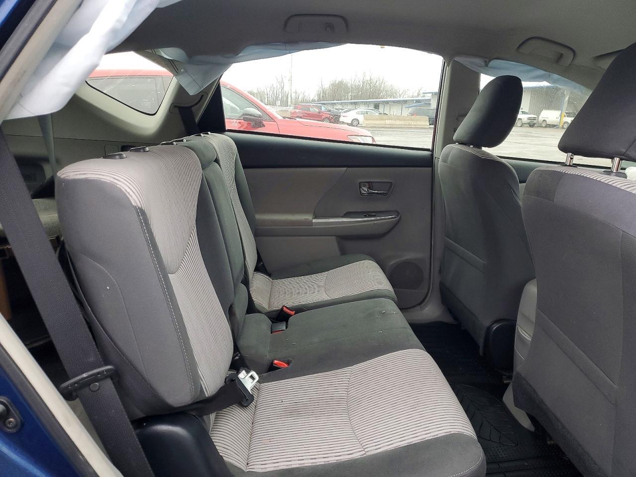 2015 TOYOTA PRIUS V