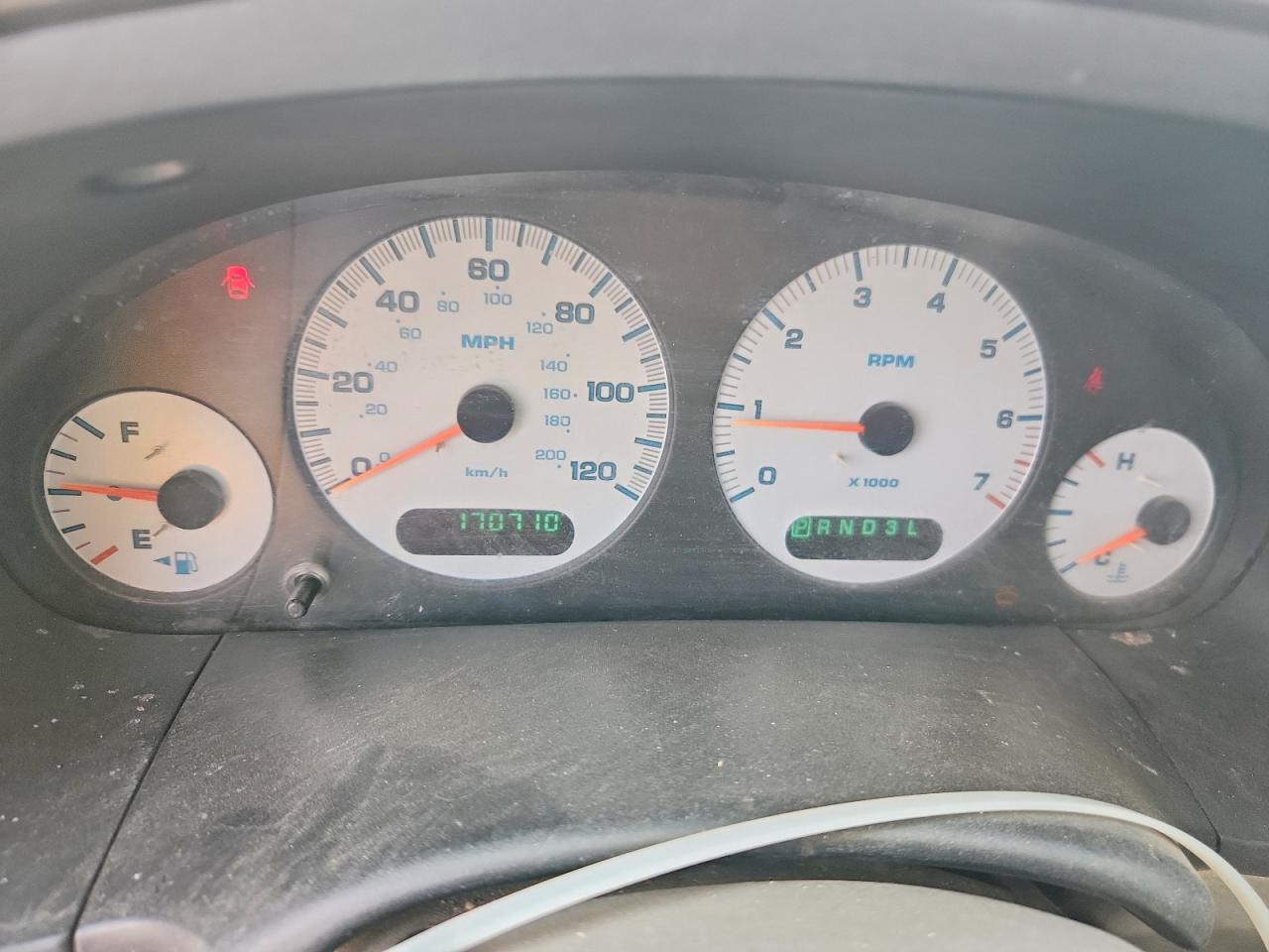 2002 CHRYSLER Town & Country