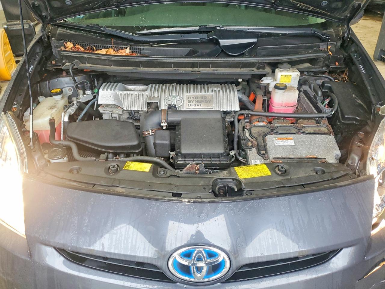 2011 TOYOTA PRIUS